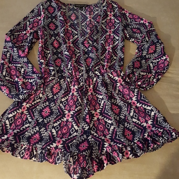 Romper - Picture 2 of 3